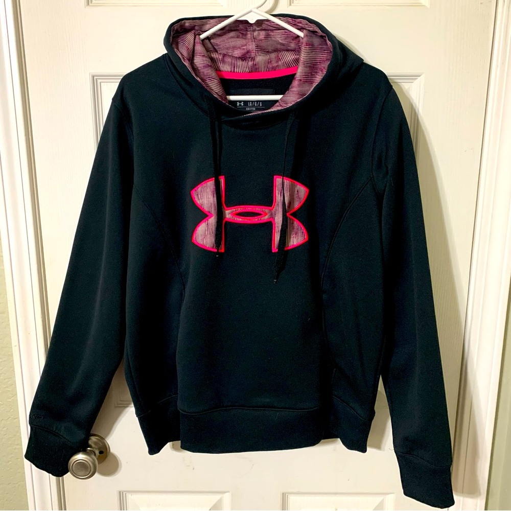 Under Armour Woman’s Hooded Pullover.‎ Semi Fitted Coldgear Black/Pink. Size L